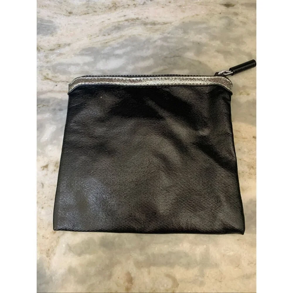 Black Makeup Bag #jewelry bag #glow #makeup bag #Christmas gift